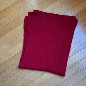 Elegant Cashmere Red Knit Scarf